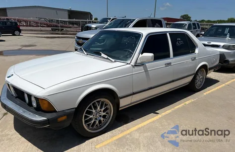 1986 BMW 735 I Automatic z USA, uszkodzony, nr VIN WBAFH8401G098896